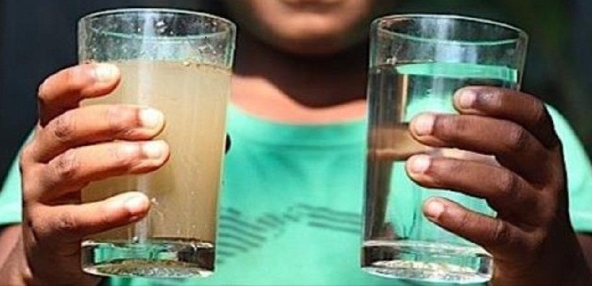 Agua contaminada