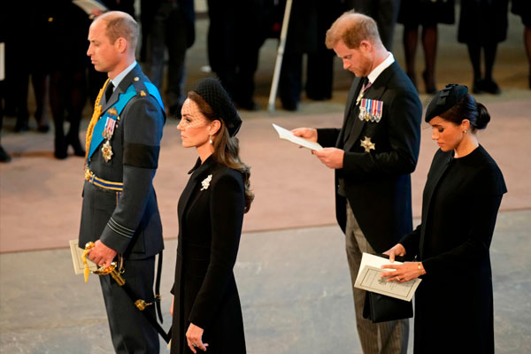 la muerte de la reina