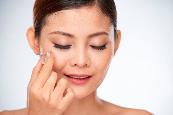 beneficios de usar cubitos de hielo