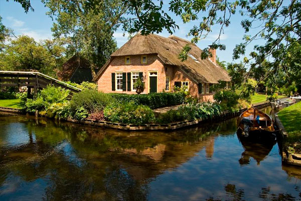 pueblo de cuento de hadas