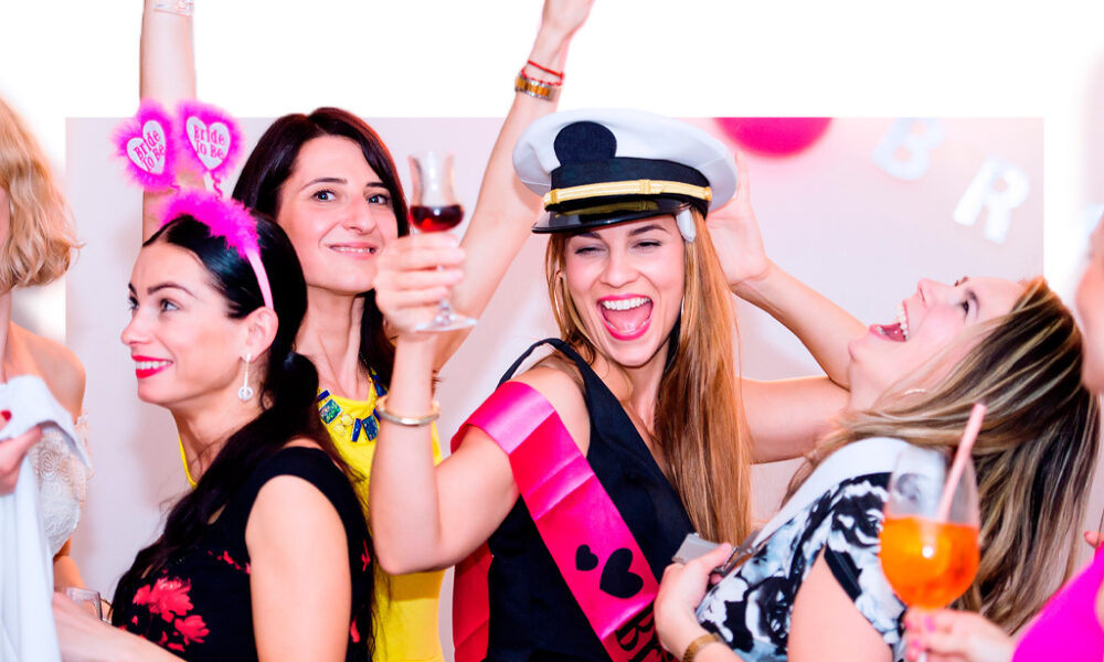 ¿Cómo hacer una despedida de soltera para tu amiga