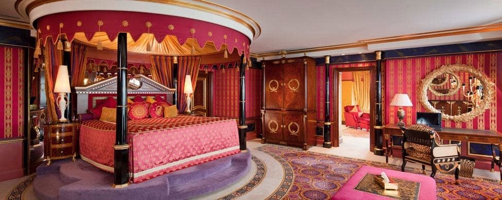 Hoteles de lujo | Ocho formas locas de tirar dinero en Dubai | bayas de cerebro