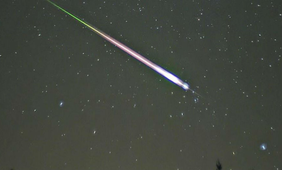 Aproximación final del asteroide | 8 cosas que sucederán si un asteroide golpea la Tierra | bayas de cerebro