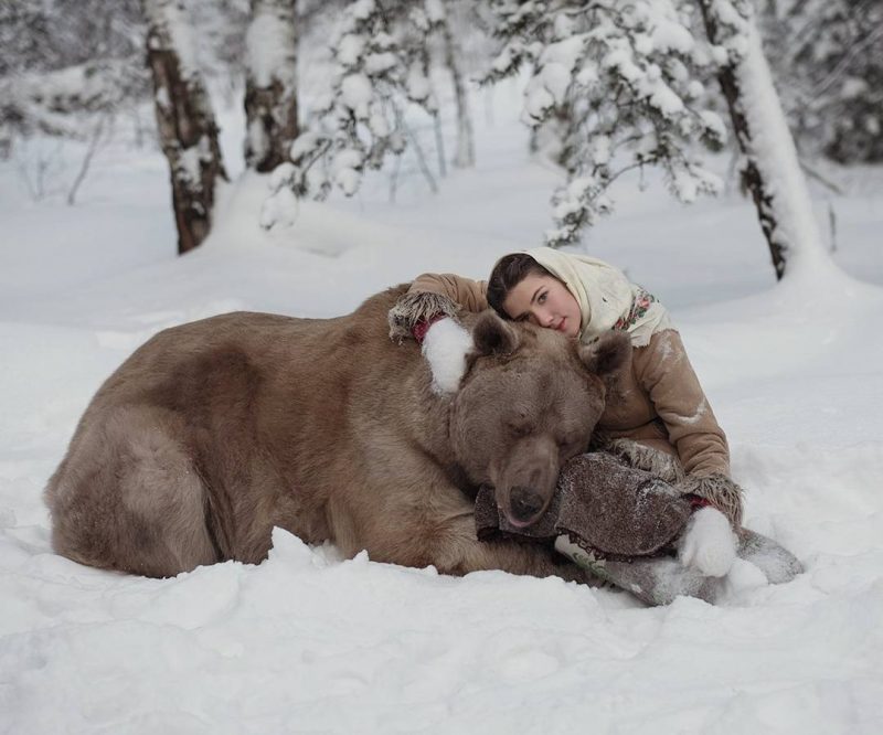 Belushya Guba |: 8 estereotipos sobre los rusos que los vuelven locos | bayas de cerebro