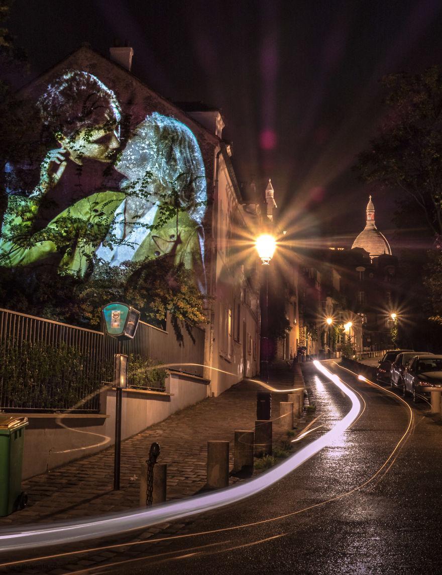 Retrat-love-birds-kiss-street-street -11