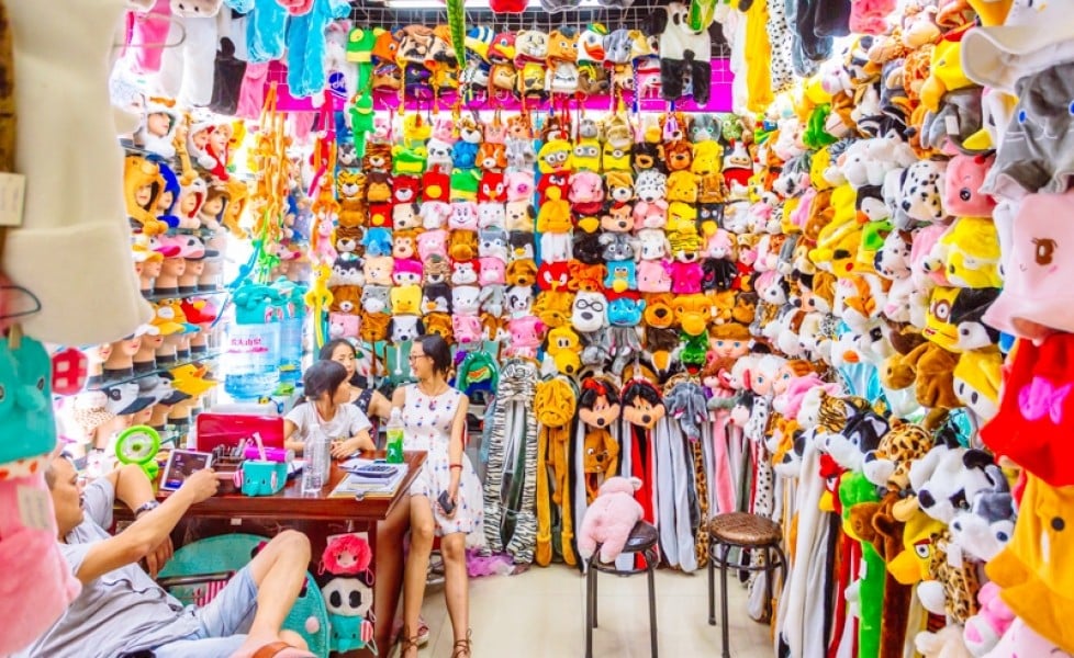 13 fue consumido por China Richard John Seymour