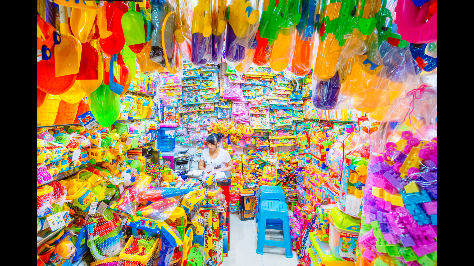 15 fue consumido por China Richard John Seymour