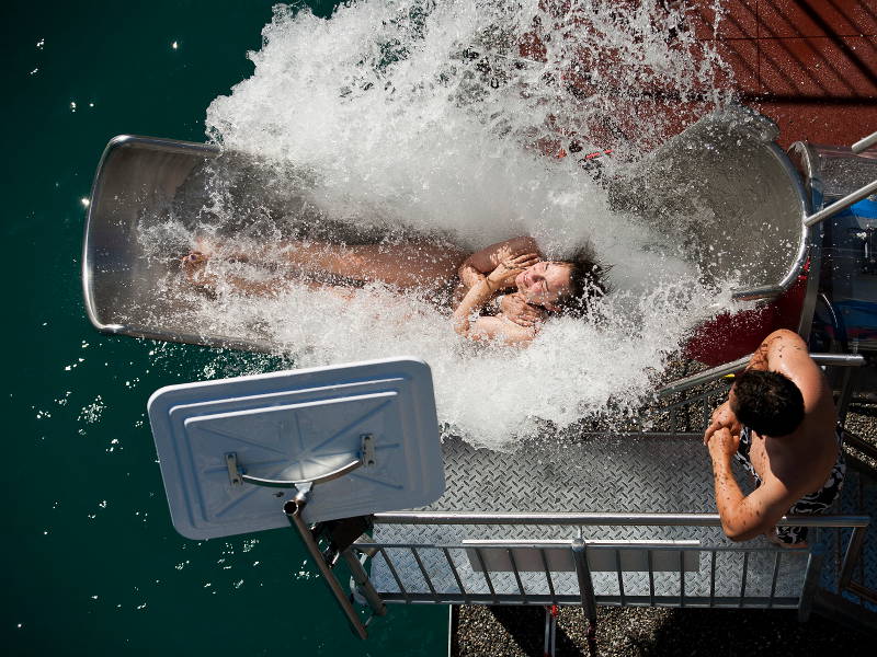 15_most_extreme_water_slides_in_the_world_10