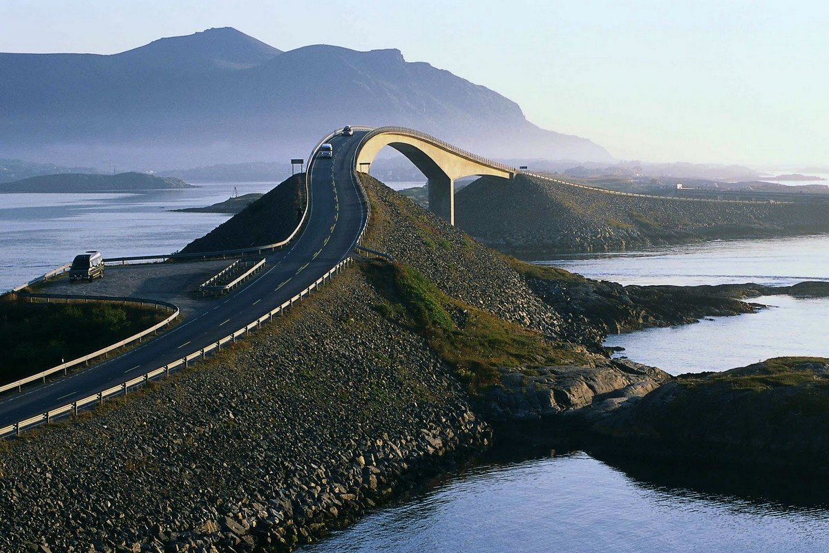 6. Camelback Bridge, también conocido como el puente borracho, Noruega 4
