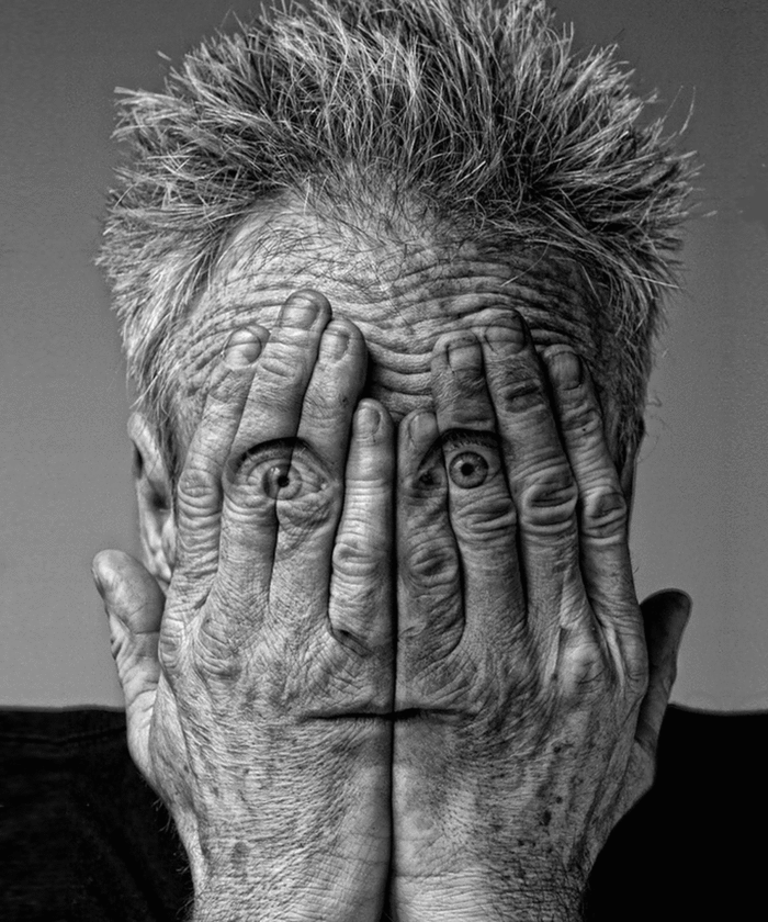 Gifs bellamente inquietantes creados por el artista ciego George Redhavk 25