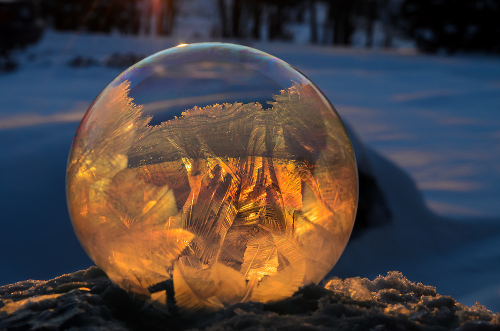 Misteriosos globos congelados con 3 de esperanza 3