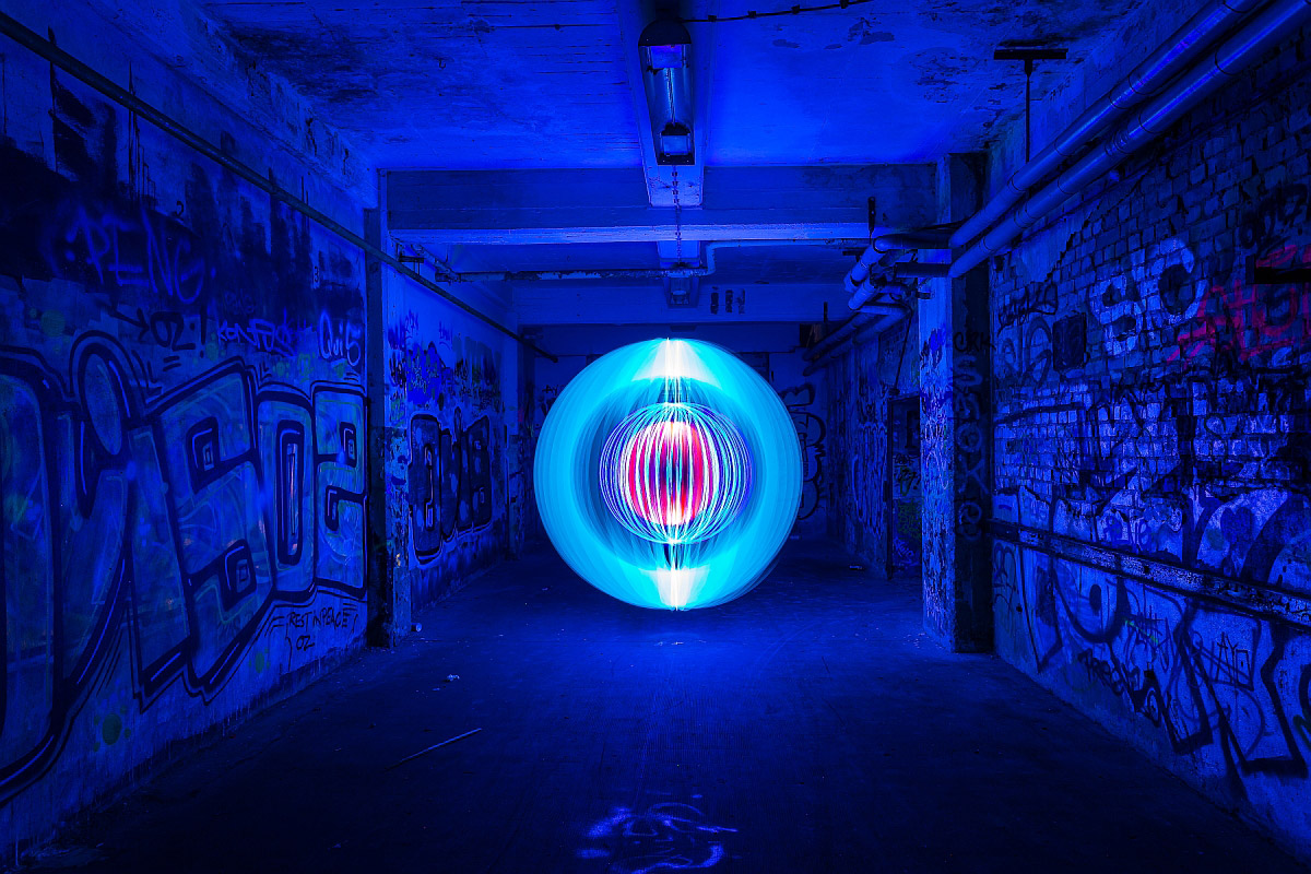 El uso final de Zolaq de enfatizar la luz en su fantástica fotografía 3