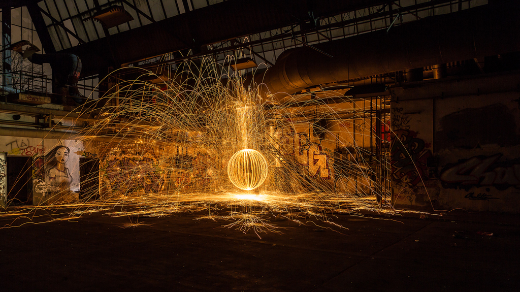 El uso final de Zolaq enfatiza la luz en su fantástica fotografía 6