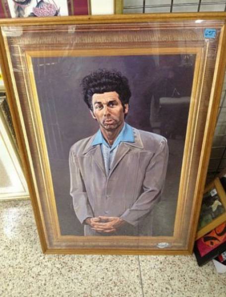 Extraña tienda de segunda mano-elementos -7