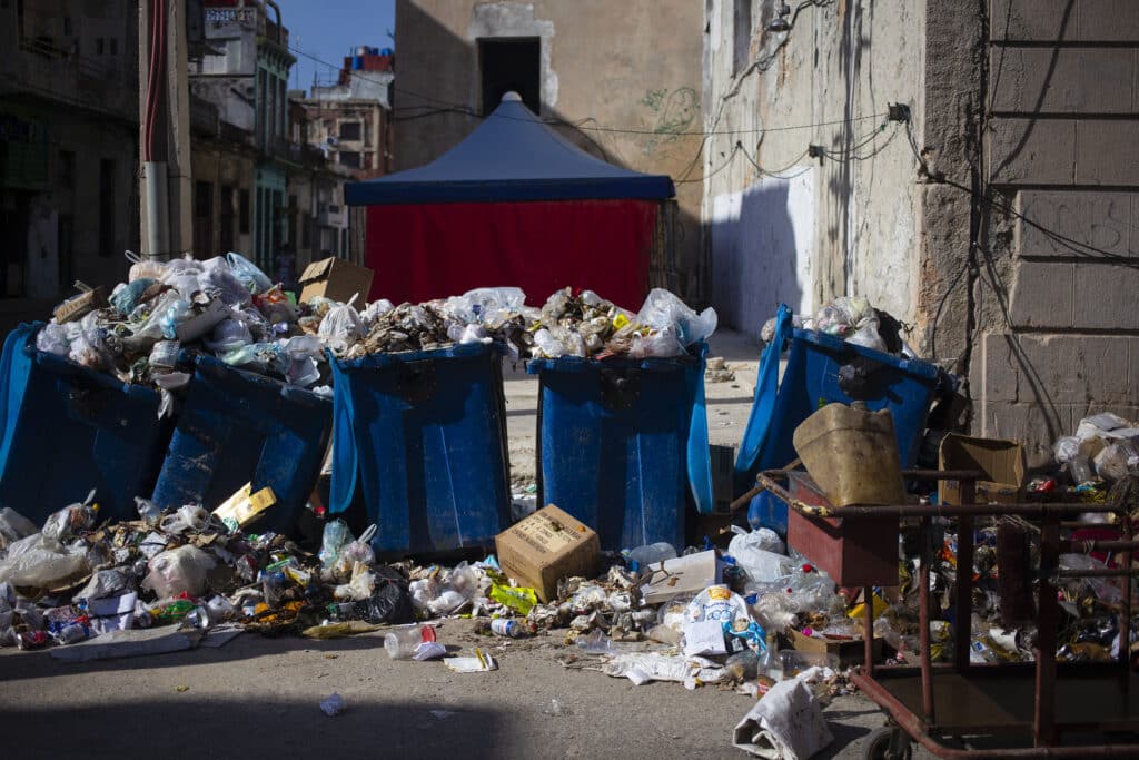 Basura en las calles CN 3