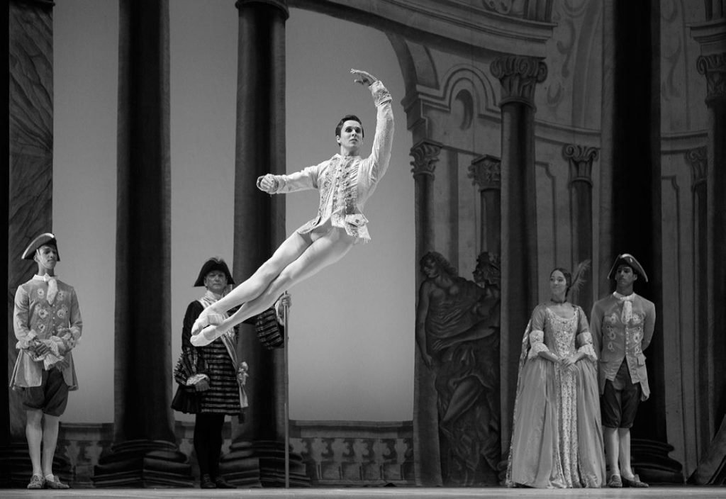 Bailarín Dani Hernández