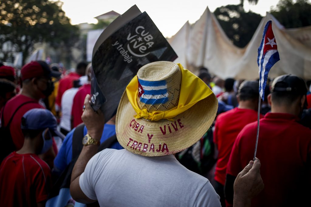 Desfile 1ro de Mayo en Cuba 3