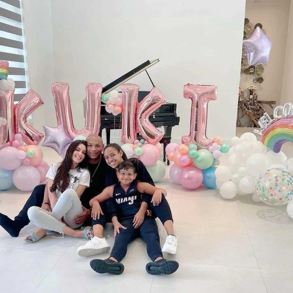 Alexander Delgado y su familia